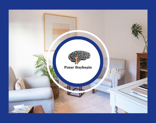 Consejera familiar Pınar Baybaşin